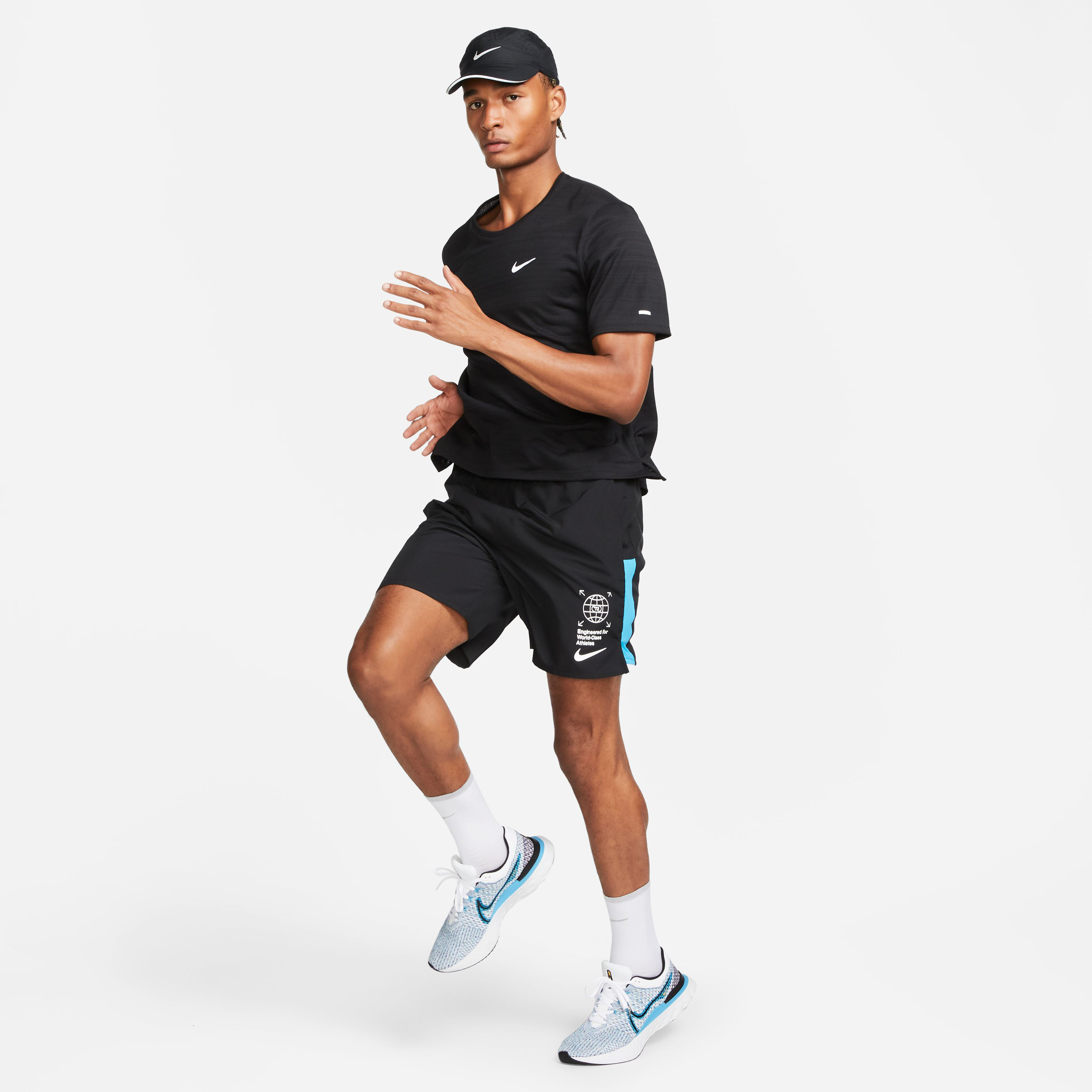 online | Running Point buy Nike Dri-Fit Challenger 9in Unlined GFX